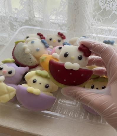 SANRIO WITH FRUIT - Image 2